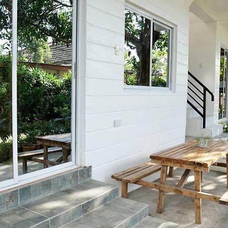 Bed and Breakfast Location One Eighty à Bangcusay Extérieur photo